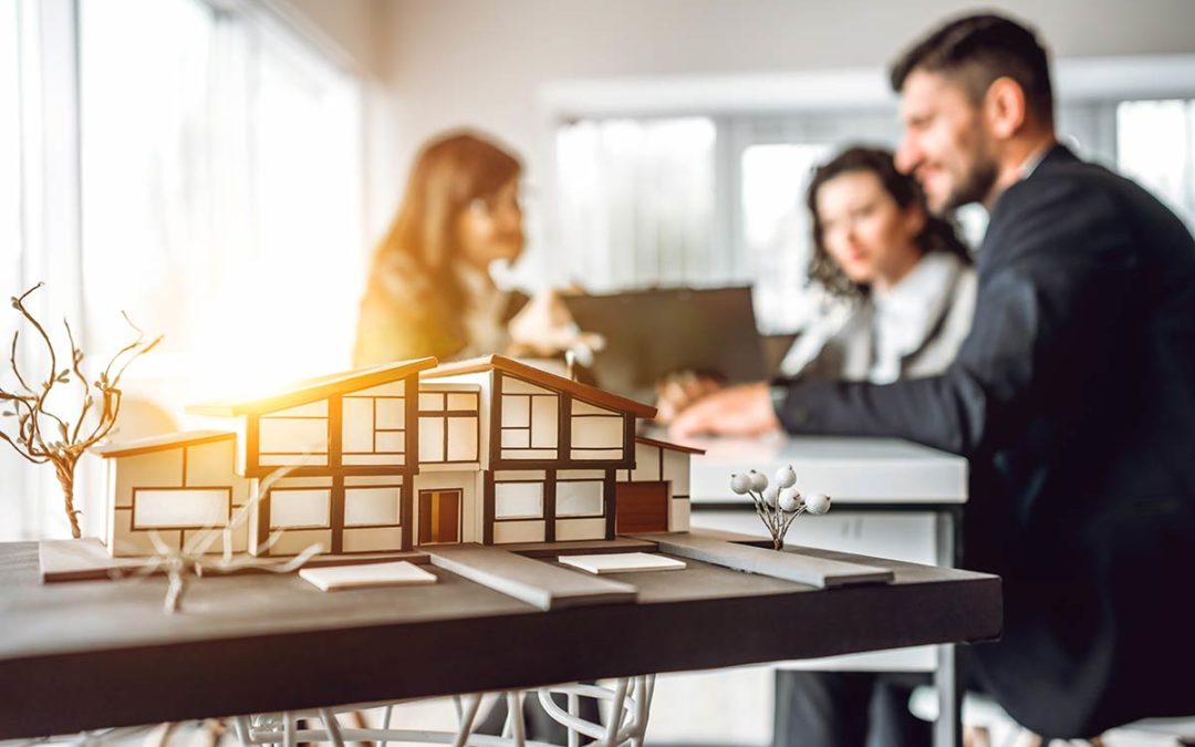 Quelles sont les étapes pour obtenir un certificat de conformité sur un chantier à Lyon, selon les experts en immobilier ?